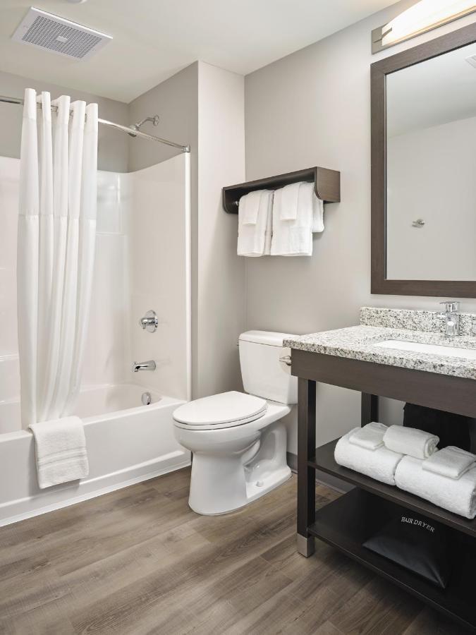Stayapt Suites Greenville-Haywood Mall Екстериор снимка